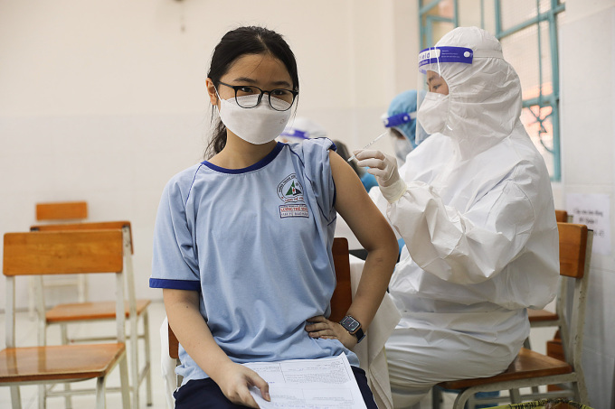 Trẻ nào không được tiêm vaccine Covid-19?